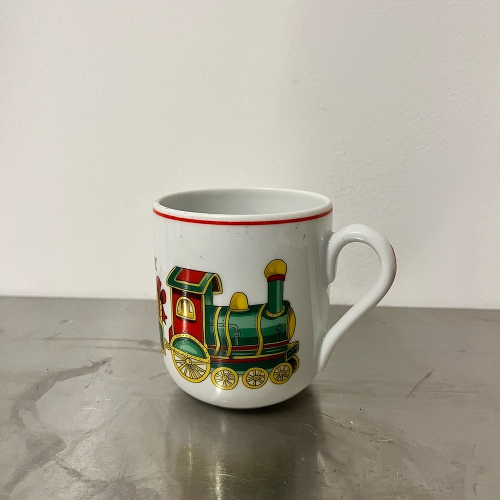 Vintage Vista Alegre Porcelain Christmas Magic Mug Portugal